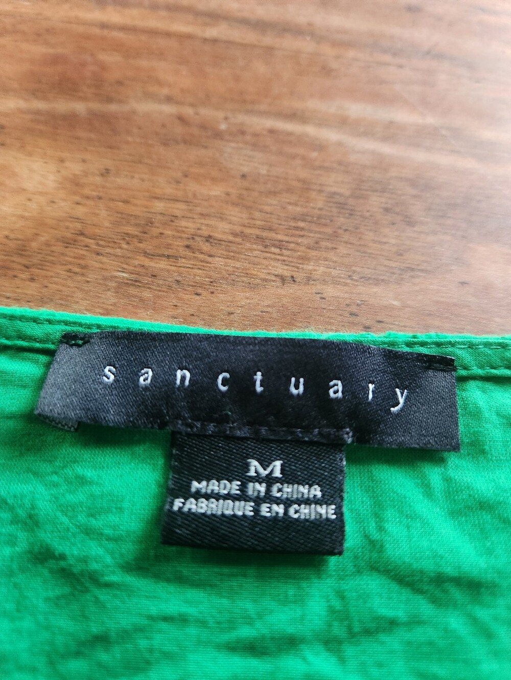 Sanctuary V-neck Green Top With 3/4 Length Sleeves; Size Medium - Picture 7 of 10